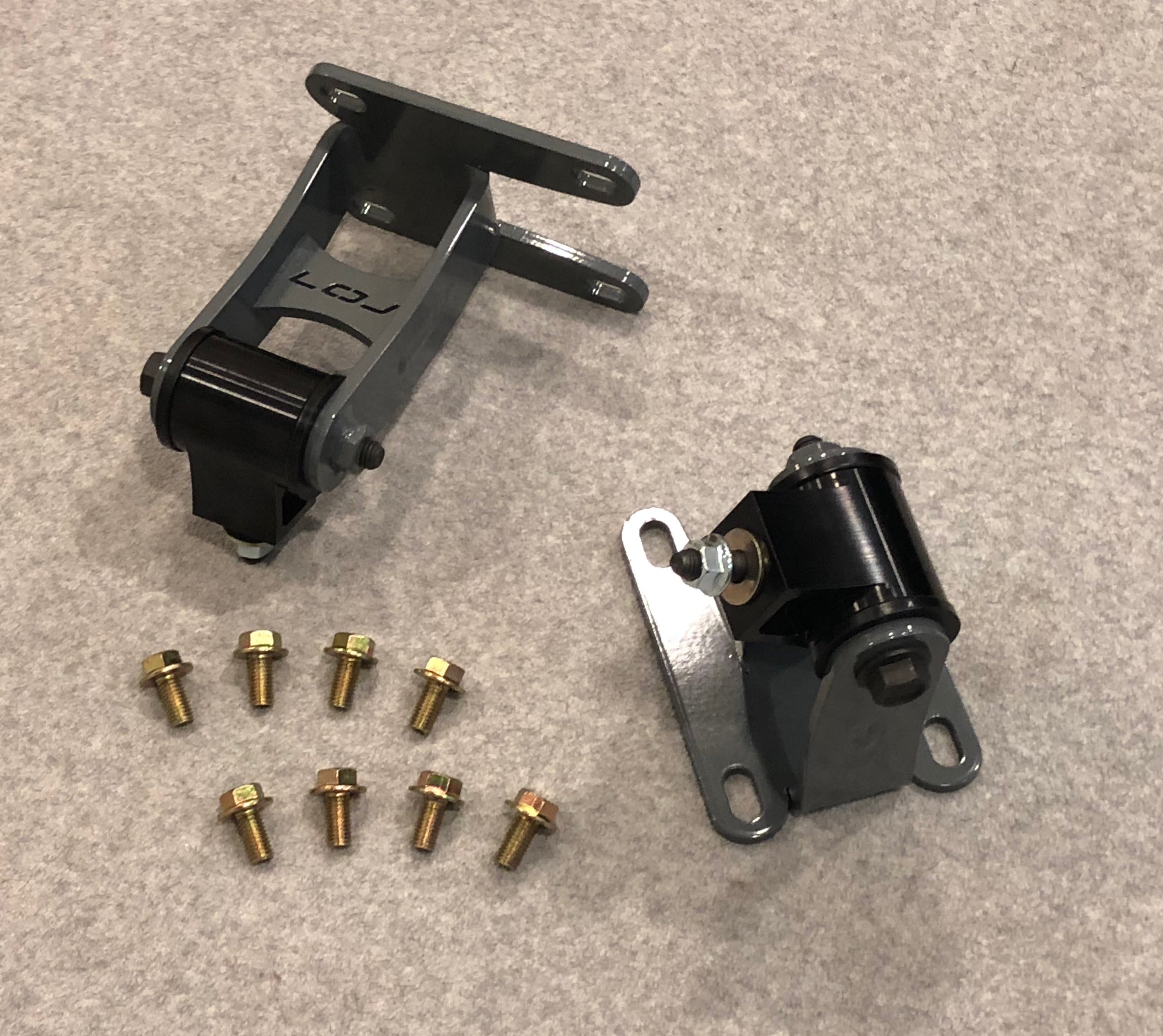 350Z and G35 LS Swap Engine Mounts