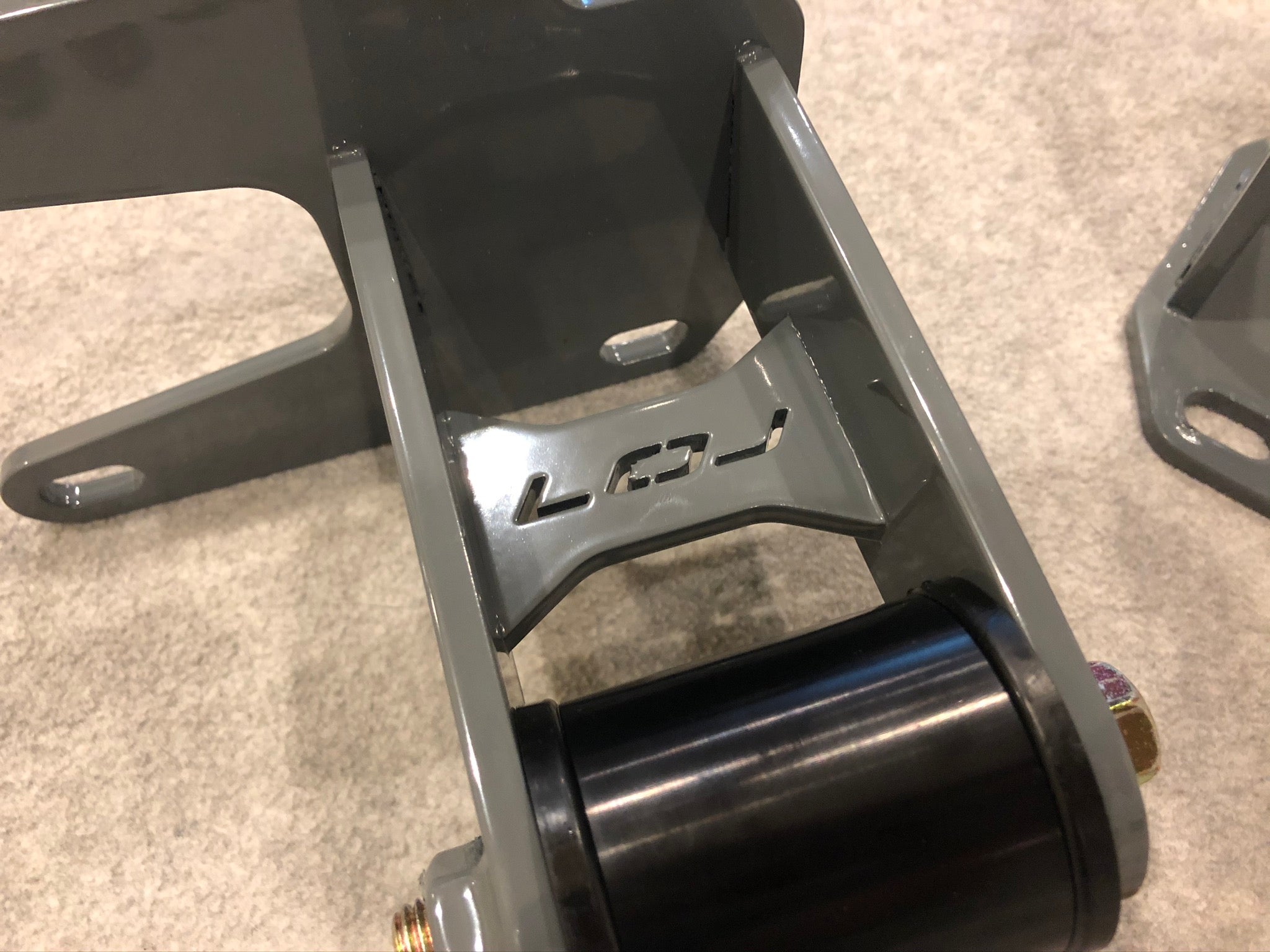370Z & G37 (Z34, V36, CV36 Chassis) LT Swap Engine Mounts